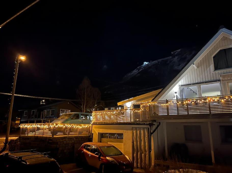 Sentralt Pa Fastlandet Og Gaavstand Til Alle Fasiliteter! Tromsdalen Ngoại thất bức ảnh